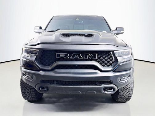 Diamond Black Crystal Pearlcoat 2021 RAM 1500 TRX