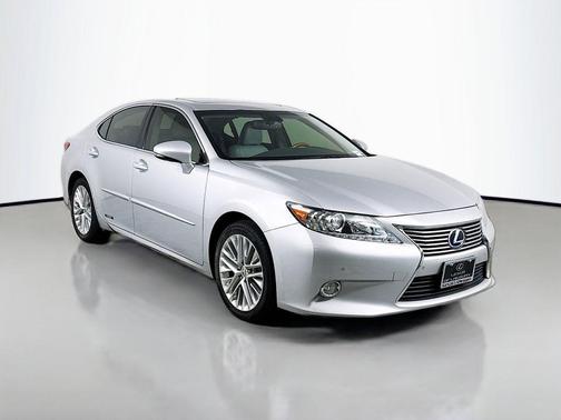 Silver Lining Metallic 2013 Lexus ES 300h Base