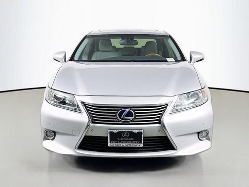 Silver Lining Metallic 2013 Lexus ES 300h Base