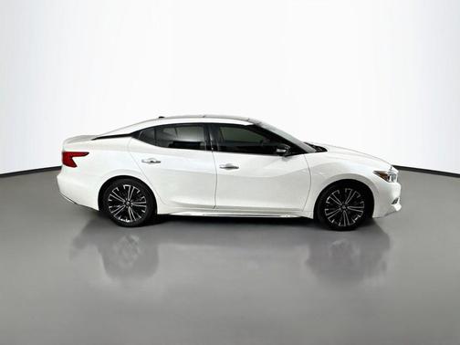Pearl White 2018 Nissan Maxima 3.5 Platinum