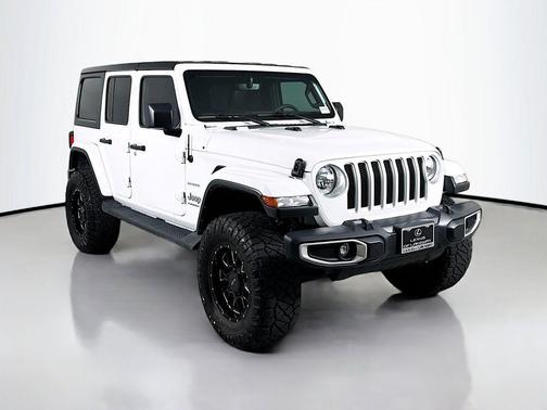 2023 Jeep Wrangler 4-Door Sahara 4x4