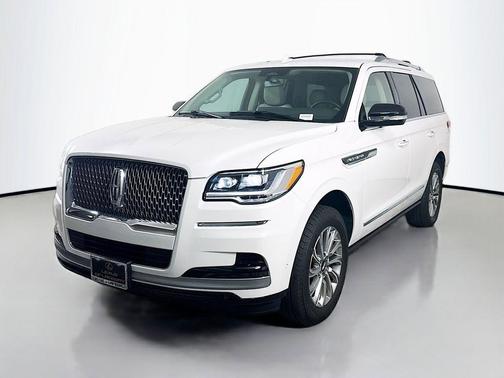 2024 Lincoln Navigator Premiere