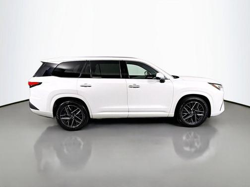 Wind Chill Pearl 2024 Lexus TX 350 Premium