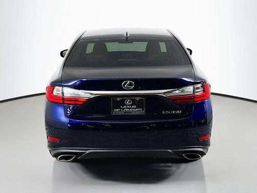 2018 Lexus ES 350 Base