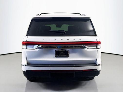 2024 Lincoln Navigator Premiere