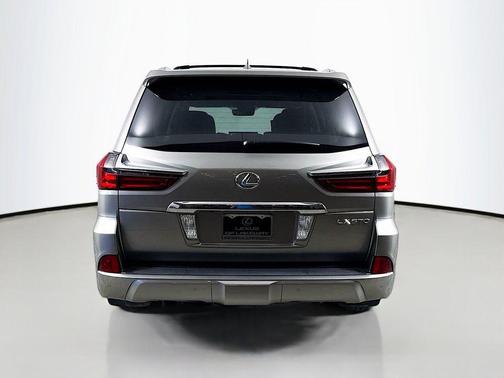 2016 Lexus LX 570 Base