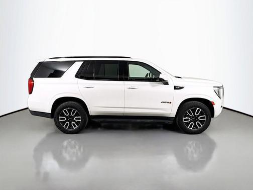 2023 GMC Yukon 4WD AT4