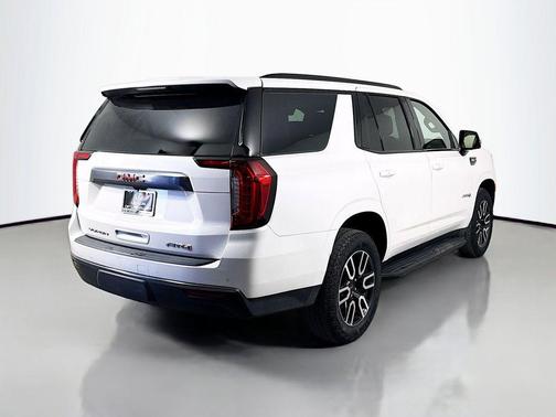 2023 GMC Yukon 4WD AT4