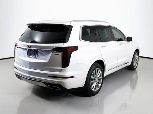 2021 Cadillac XT6 Premium Luxury FWD