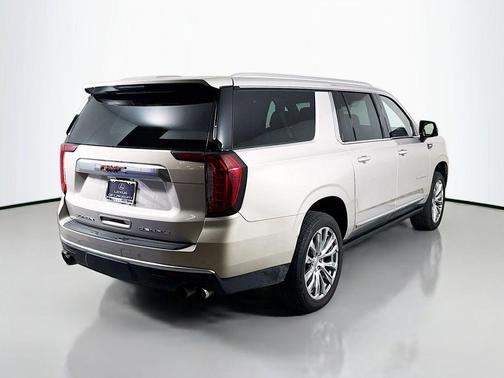 Pearl Beige Metallic 2022 GMC Yukon XL Denali