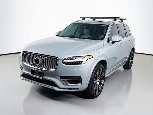 2025 Volvo XC90 B6 Plus 7-Seater