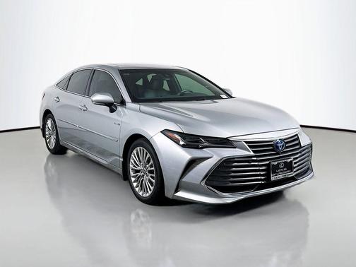 Celestial Silver Metallic 2020 Toyota Avalon Hybrid Limited