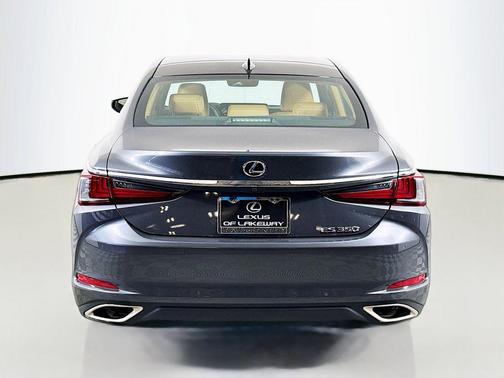 2022 Lexus ES 350 Base