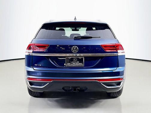 Blue Metallic 2022 Volkswagen Atlas Cross Sport 3.6L V6 SE w/Technology