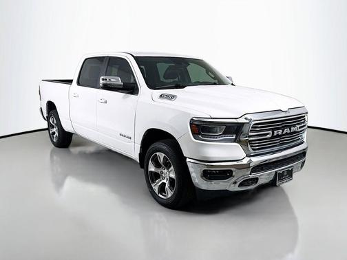 Bright White Clearcoat 2024 RAM 1500 Laramie