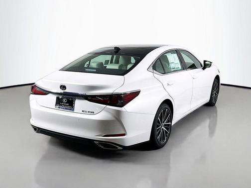 2025 Lexus ES 350 Base