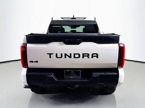 Ice Cap 2023 Toyota Tundra SR5