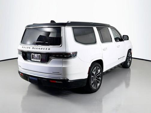 2023 Jeep Grand Wagoneer Series III 4x4
