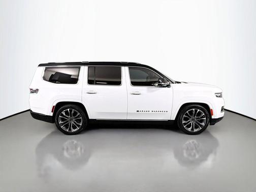 2023 Jeep Grand Wagoneer Series III 4x4
