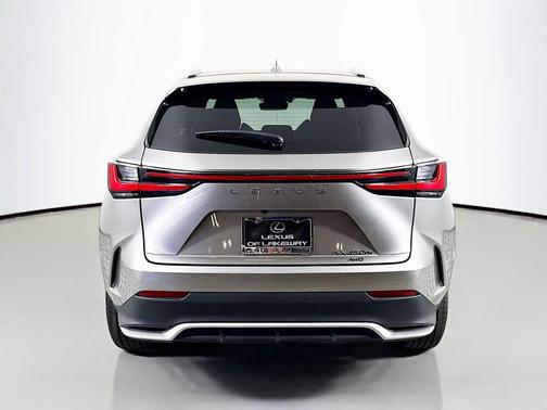 Atomic Silver 2024 Lexus NX 450h+ F SPORT Handling