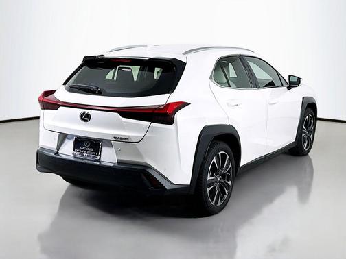 2020 Lexus UX 200 Base