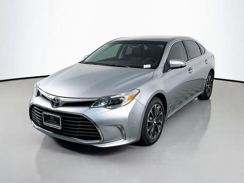 2016 Toyota Avalon XLE