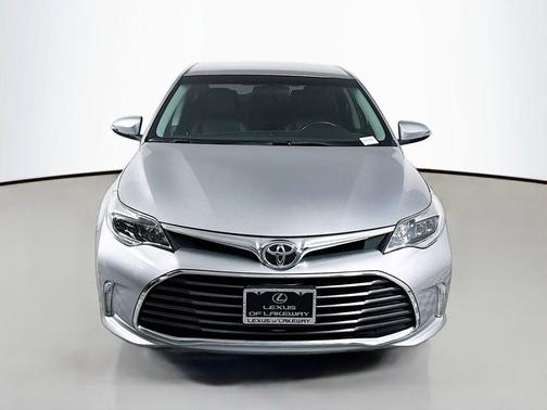 2016 Toyota Avalon XLE