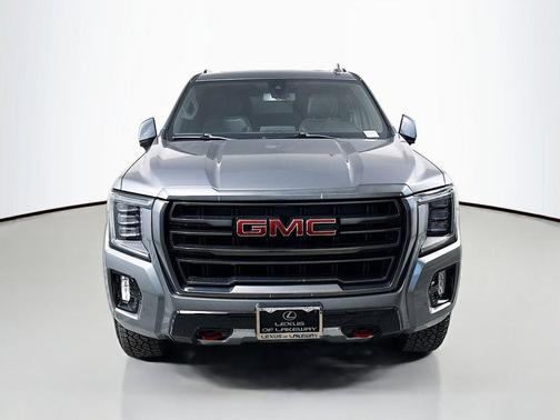 2022 GMC Yukon XL 4WD AT4