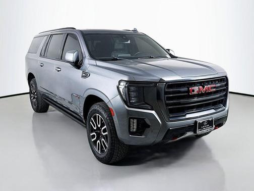 2022 GMC Yukon XL 4WD AT4