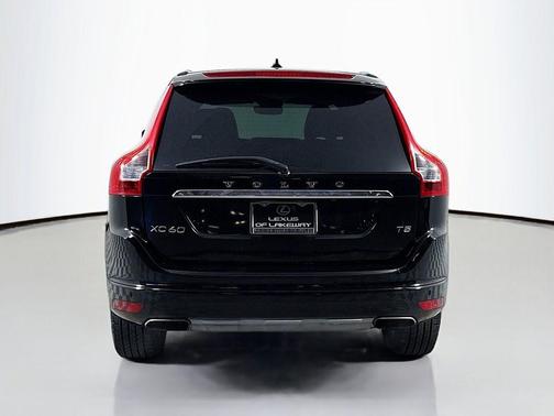 2017 Volvo XC60 T5 Inscription