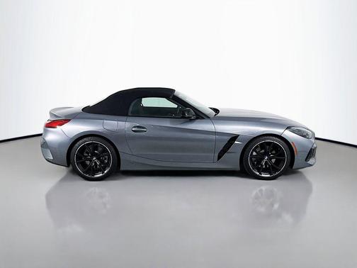 2025 BMW Z4 sDrive30i