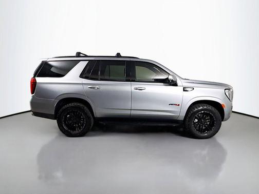 2024 GMC Yukon 4WD AT4