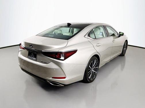 2024 Lexus ES 350 Base