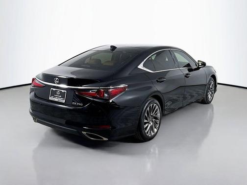 2024 Lexus ES 350 Luxury
