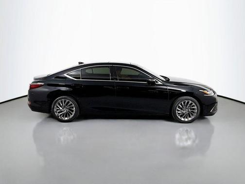 2024 Lexus ES 350 Luxury