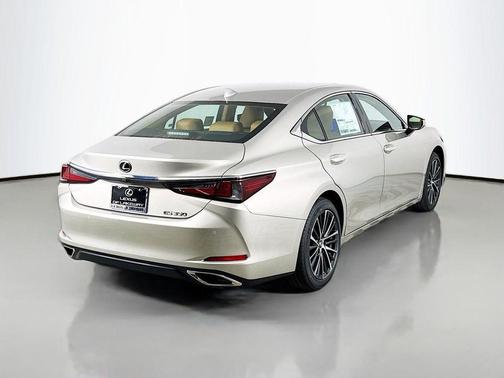 2025 Lexus ES 350 Base