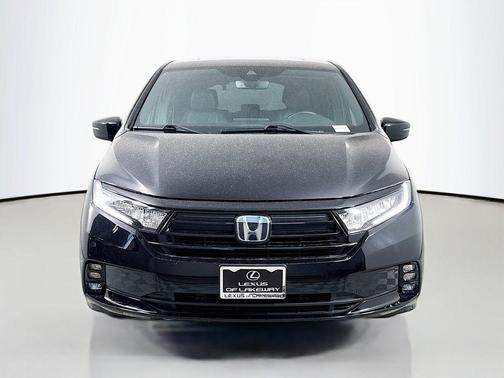 Crystal Black Pearl 2023 Honda Odyssey Sport