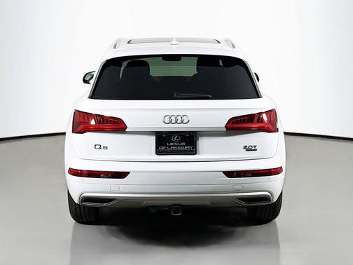 2018 Audi Q5 2.0T Tech Premium