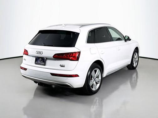 2018 Audi Q5 2.0T Tech Premium