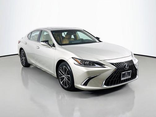 2025 Lexus ES 300h Base