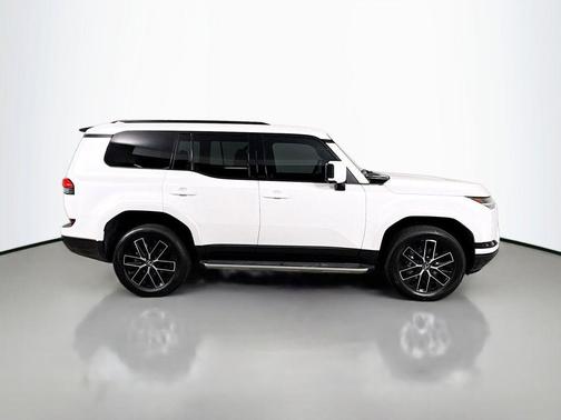 Eminent White Pearl 2024 Lexus GX 550 Premium+