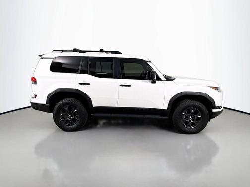 Eminent White Pearl 2025 Lexus GX 550 Overtrail