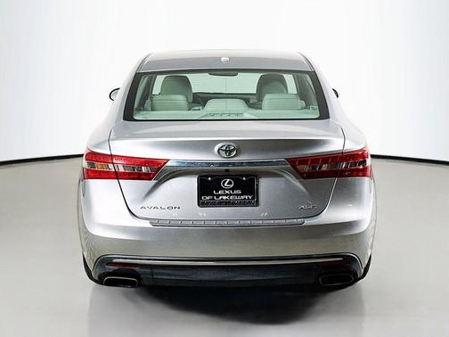 2018 Toyota Avalon XLE Premium
