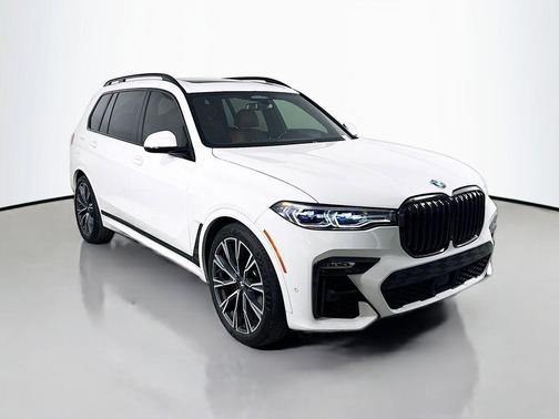2021 BMW X7 M50i