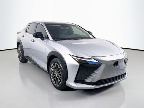 2023 Lexus RZ 450e Luxury