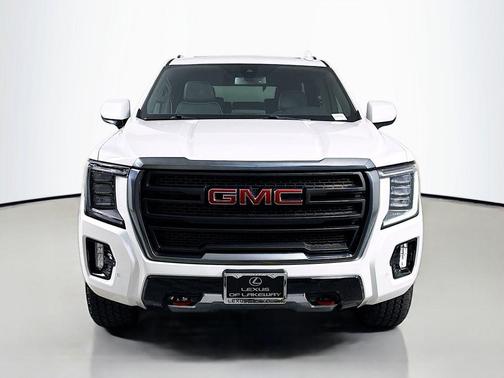 2022 GMC Yukon 4WD AT4