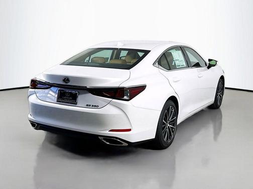 2025 Lexus ES 350 Base