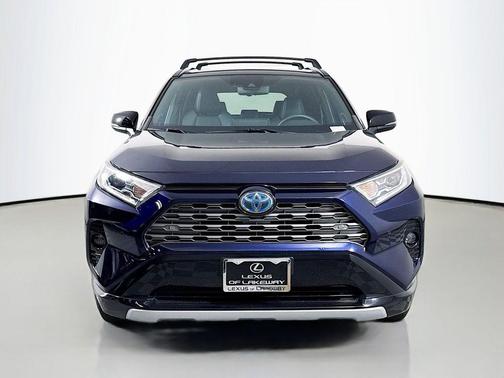 2020 Toyota RAV4 Hybrid SE
