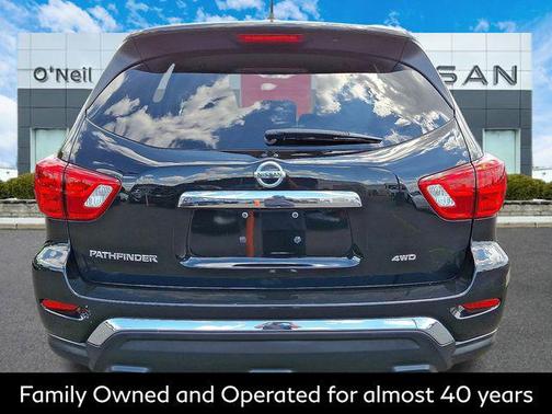 2017 Nissan Pathfinder S