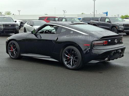 Black Diamond Pearl 2024 Nissan Z Performance Auto